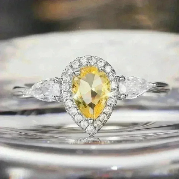 Fabulous 14k Gold Over Silver Citrine Diamond Ring - Picture 2 of 3